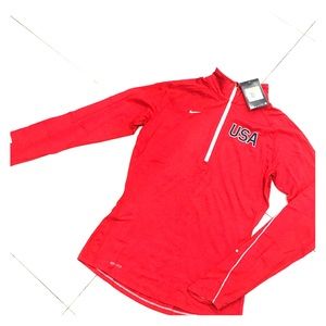 DRI-FIT NIKE women’s top 🏃🏼‍♀️